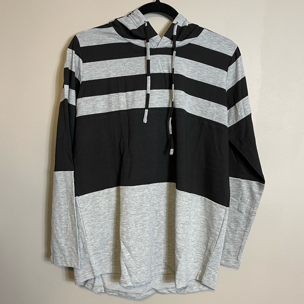 Womens Black and Gray Stripe Lightweight Hoodie Size Medium Long Sleeve